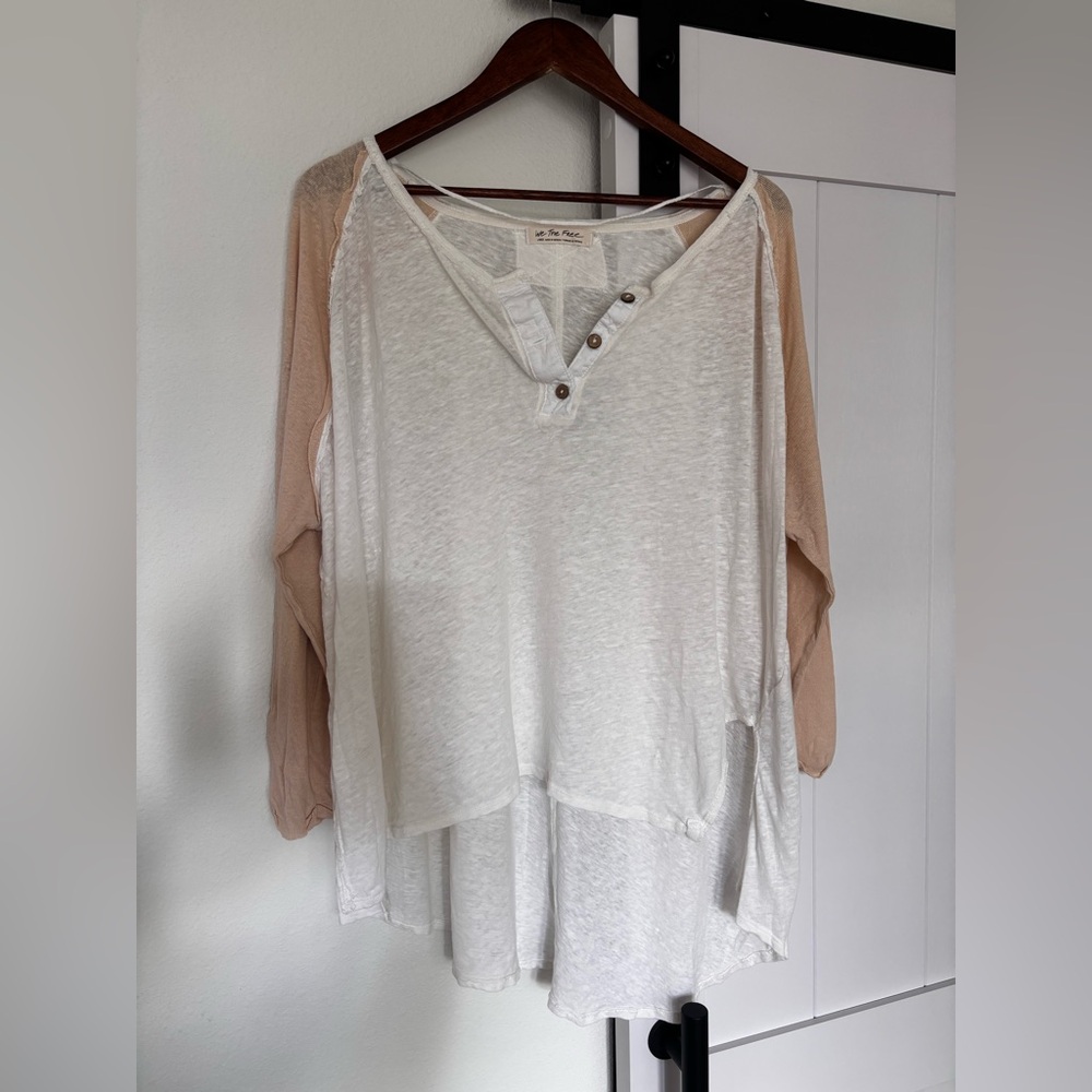 We The Free White and Tan Women's Top (L)